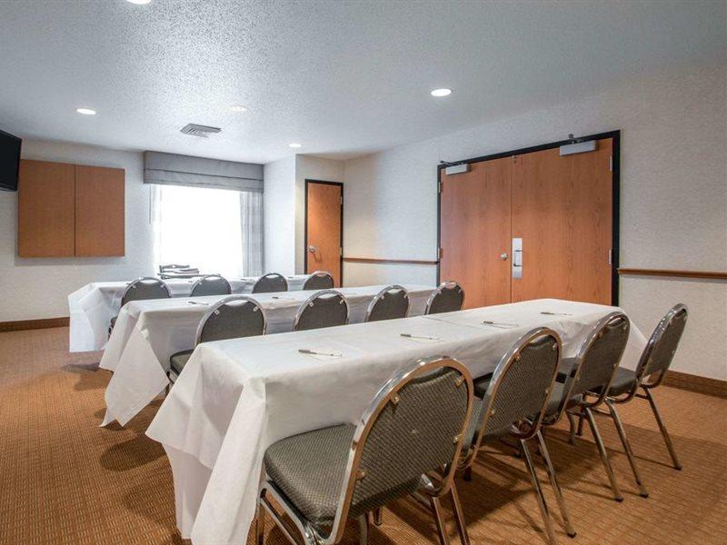Hotel Comfort & I-43 Sheboygan