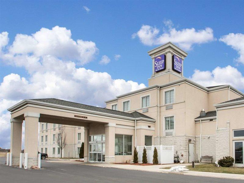Hotel Comfort & I-43 2*