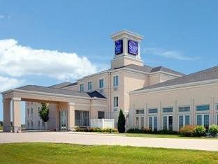 Hotel Comfort & I-43